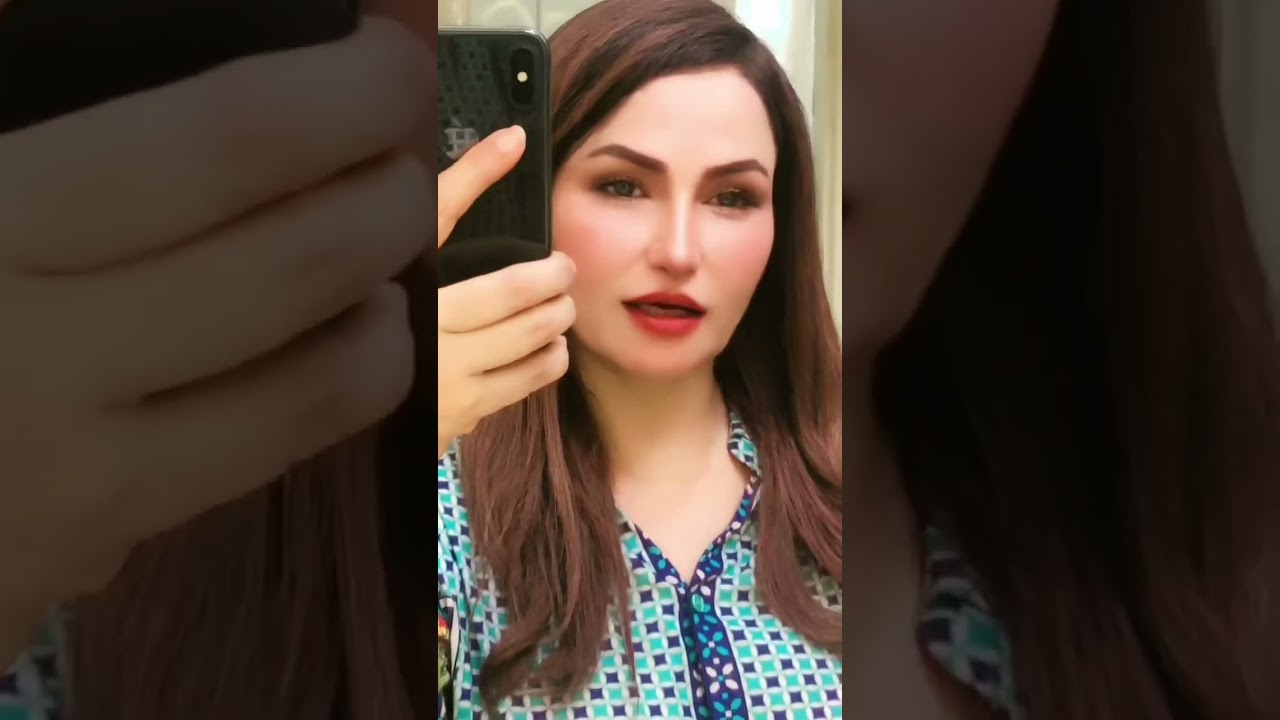 Beena Chaudhry (Beeno) - Showbiz Spotlight & Viral Moments 🎬