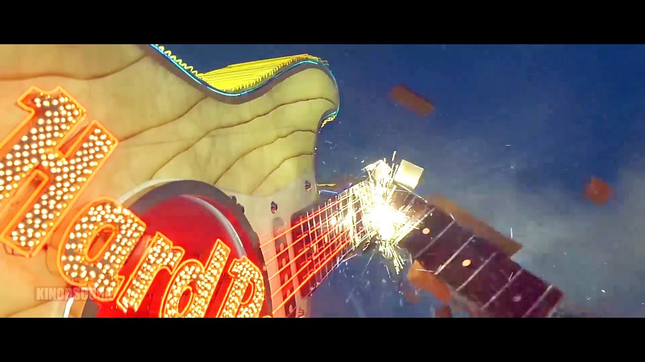 Con Air (1997): Prisoners Take Control in Vegas ✈️