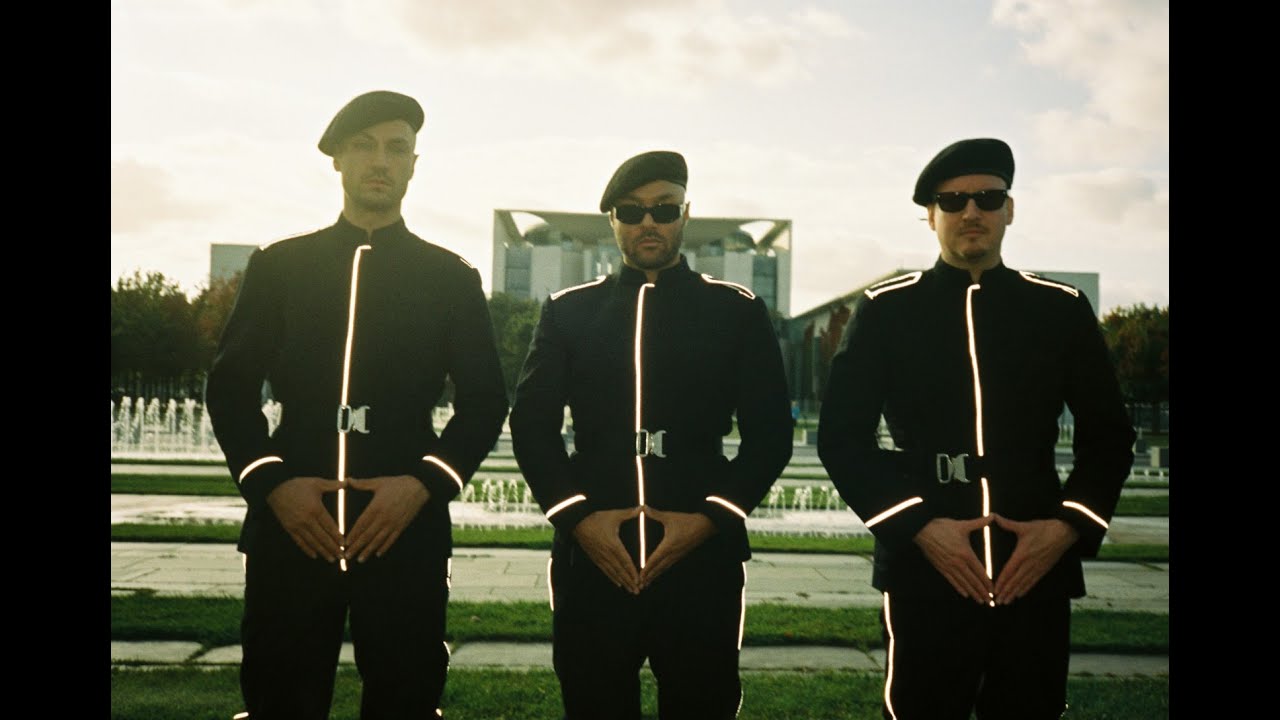 K.I.Z - DANKE MERKEL (Official Video) 🎶