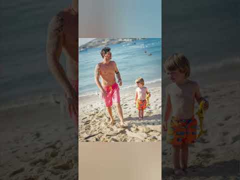 Kıvanç Tatlıtuğ ve oğlu Kurt Efe'nin deniz keyfi