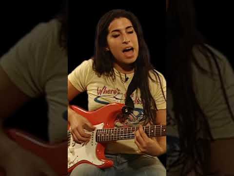 Amy Winehouse - I heard love is blind (Acoustic at Fender 2004)
