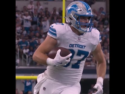 Sam LaPorta with a 52-yard touchdown catch from Jared Goff vs. Dallas Cowboys