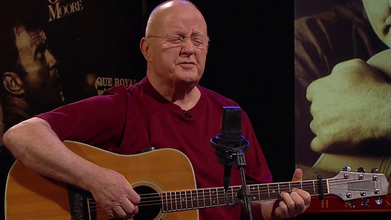 Christy Moore Performs 'Lingo Politico' & 'Don't Forget Your Shovel' 🎶