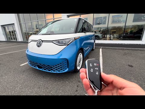 2025 Volkswagen ID.Buzz 1st Edition 4MOTION silent tour + short driving clip