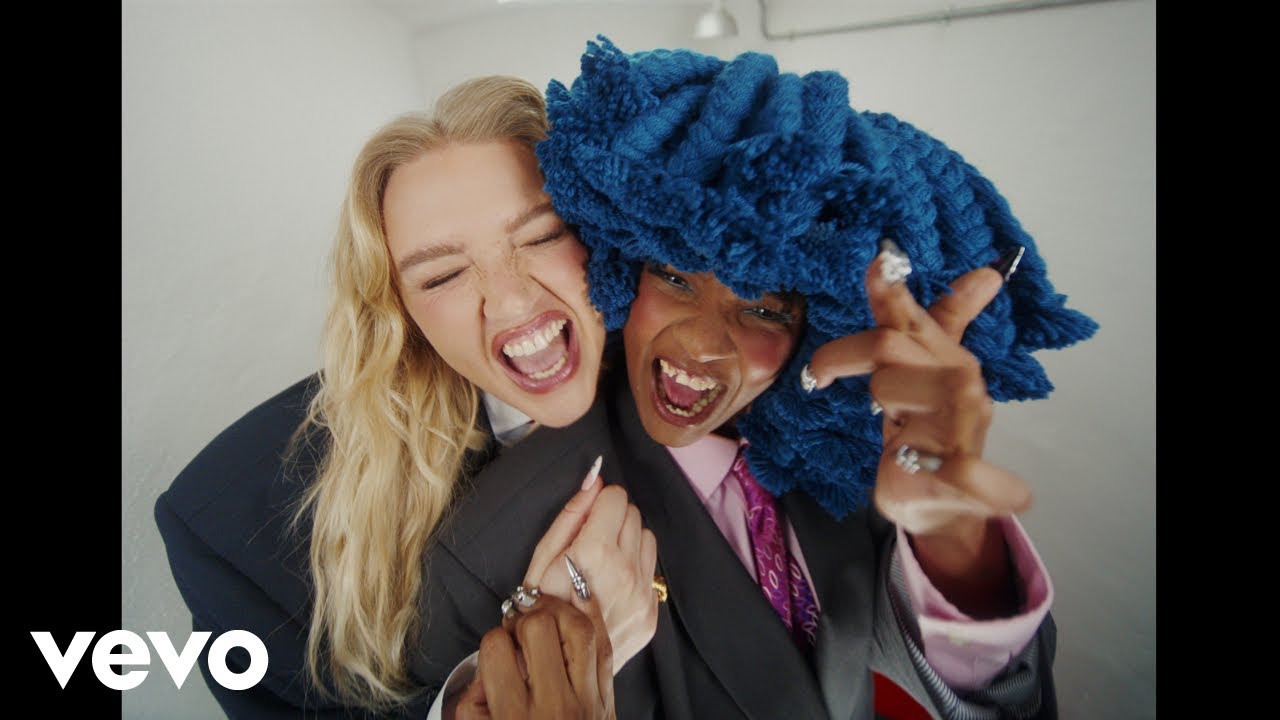 Self Esteem's 'Big Man' Official Video 🎶