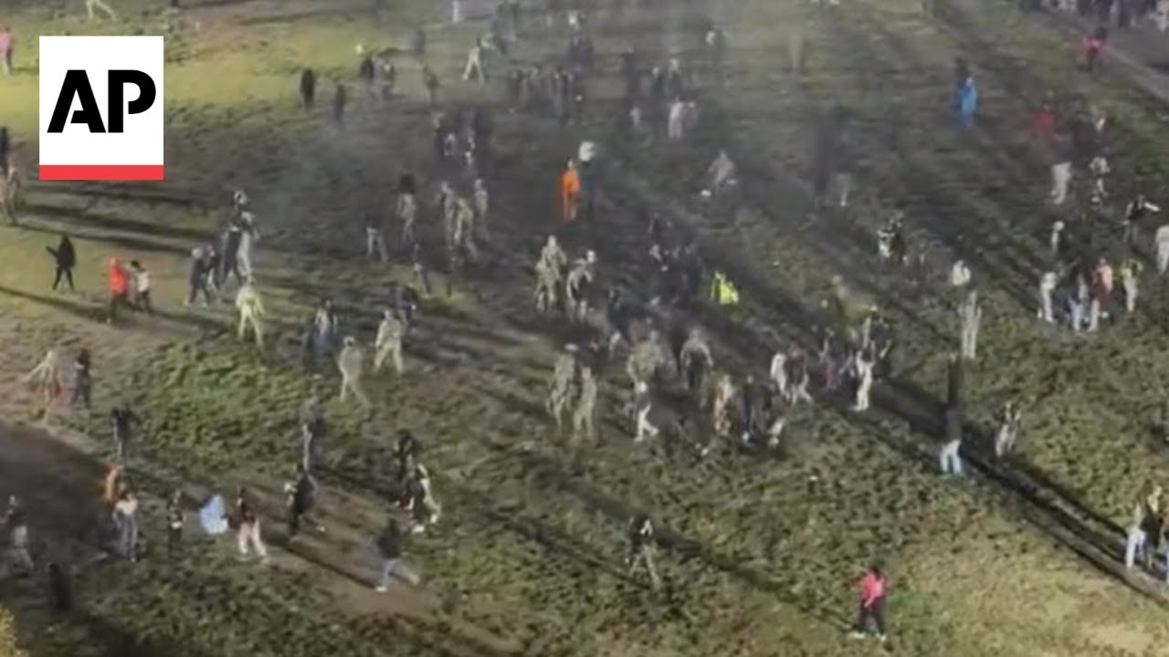 Police and National Guard Disperse Halloween Gathering in Washington Navy Yard