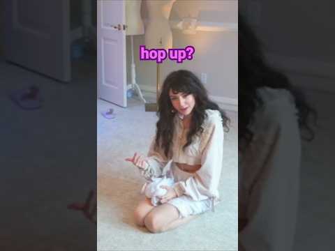 Bonnie Tries the Knees to Feet Challenge