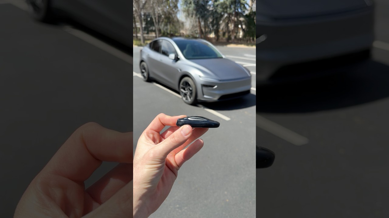 Locking Your Keycard & iPhone in Tesla Model Y 🚗