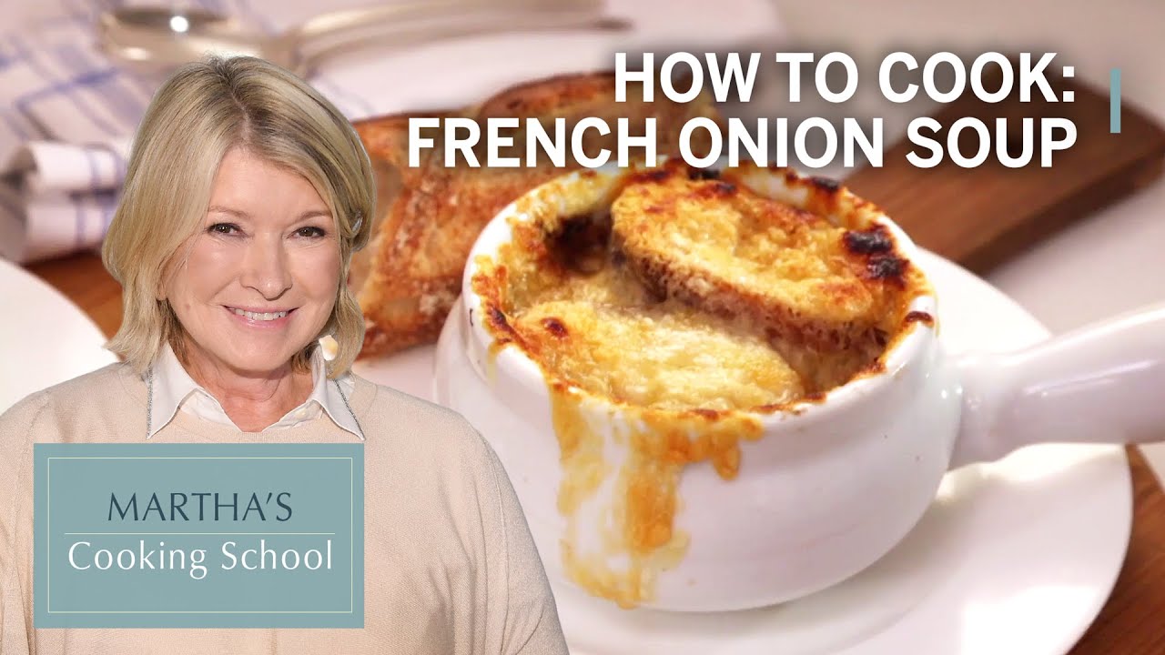 Master Martha Stewart’s Delicious French Onion Soup 🧅 | Easy Step-by-Step Recipe