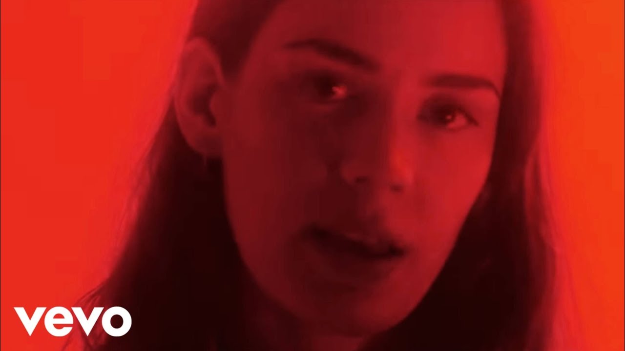 Anna of the North Releases Debut Album 'Lovers' 🎶 from 'To All the Boys I've Loved Before'