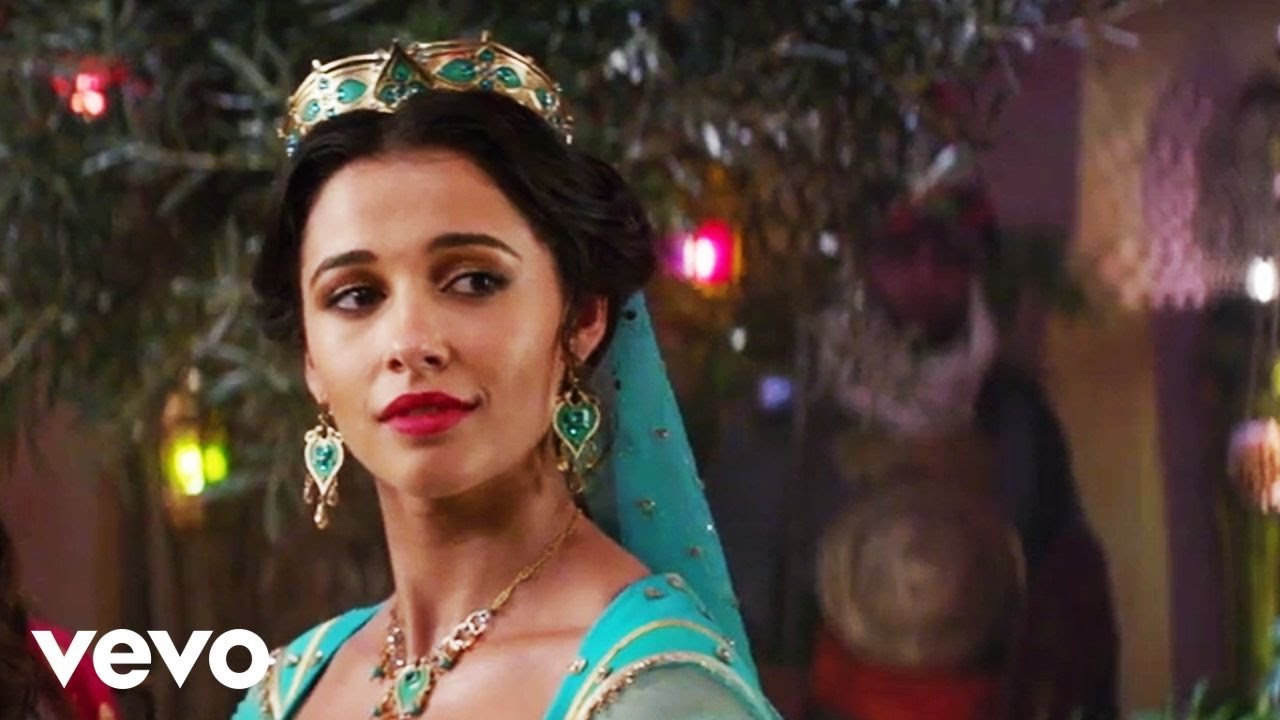 Naomi Scott Performs 'Speechless' from Aladdin 🎶