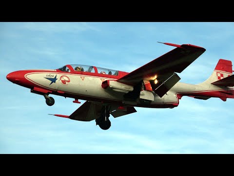 4KᵁᴴᴰBiało-Czerwone Iskry White and Red Sparks Polish Air Force Arrival@LOTOS GDYNIA AEROBALTIC 2021