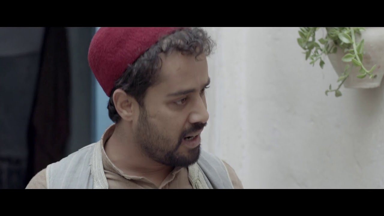 تاج الحاضرة: عبودة يضرب عربية على خروجها من الدار 🚗