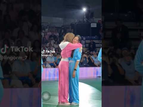 Orm is watching Ling 👀 #lingorm : Ch3 girls cup #linglingkwong #ormkornnaphat #ch3plus #thailand