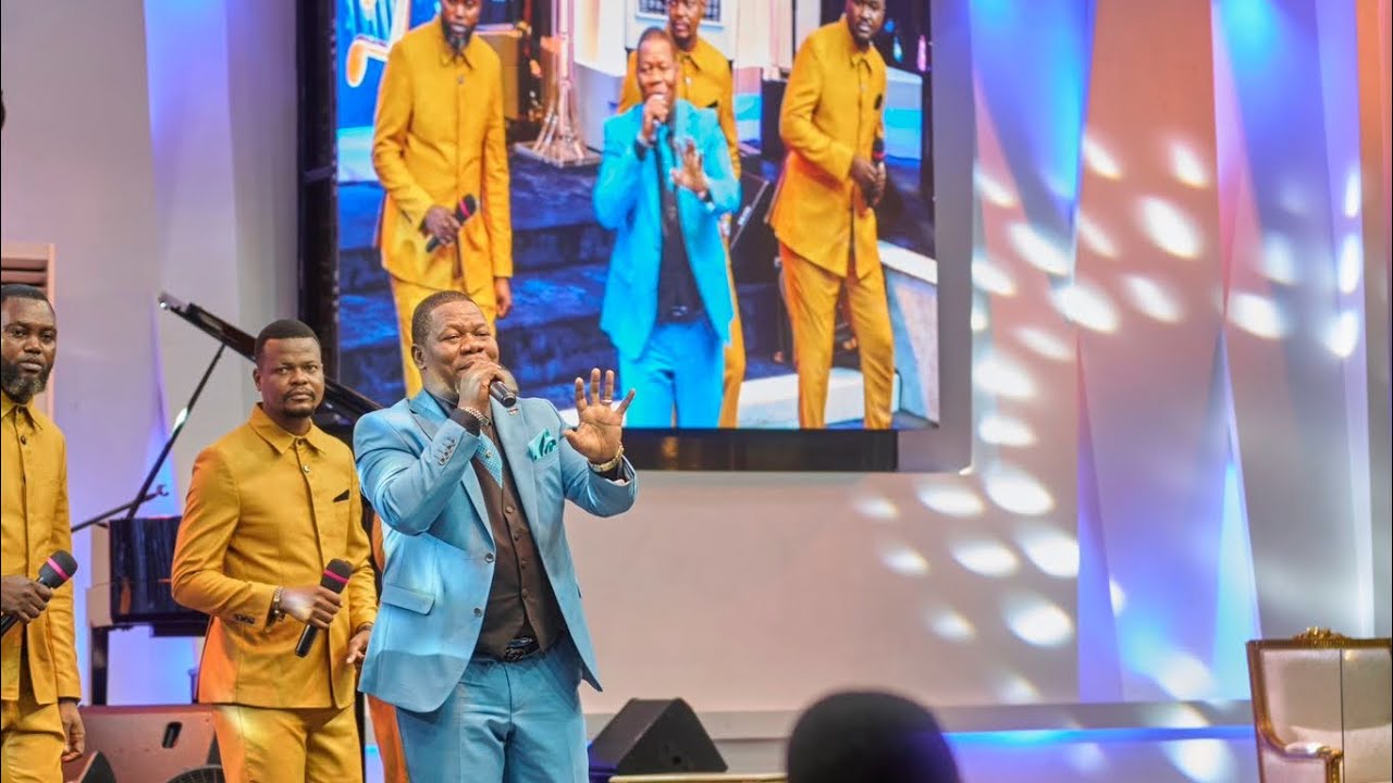 Moise Matuta Visits Moise Mbiye at Cité Béthel 🎶