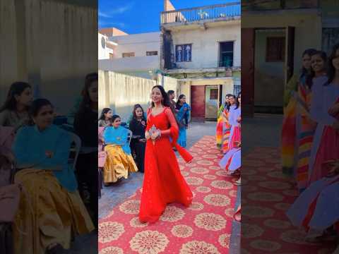 My farewell catwalk 😍 apne Kya pahna tha saree ya Gown #shorts