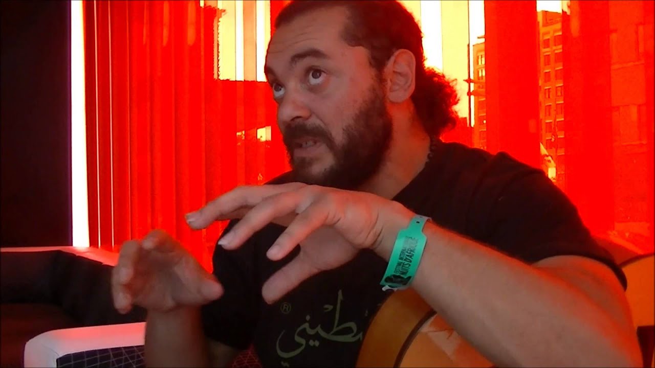 Nedjim Bouizzoul of Labess at Nuits d'Afrique 2014 🎶