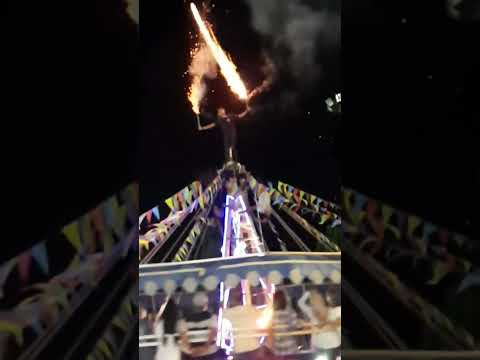 Aksi nyalakan petasan di atas wahana permainan pasar malam ‼️