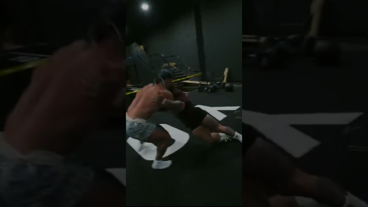 Epic Gym Battle: Tren Twins Face Off During Workout 💥