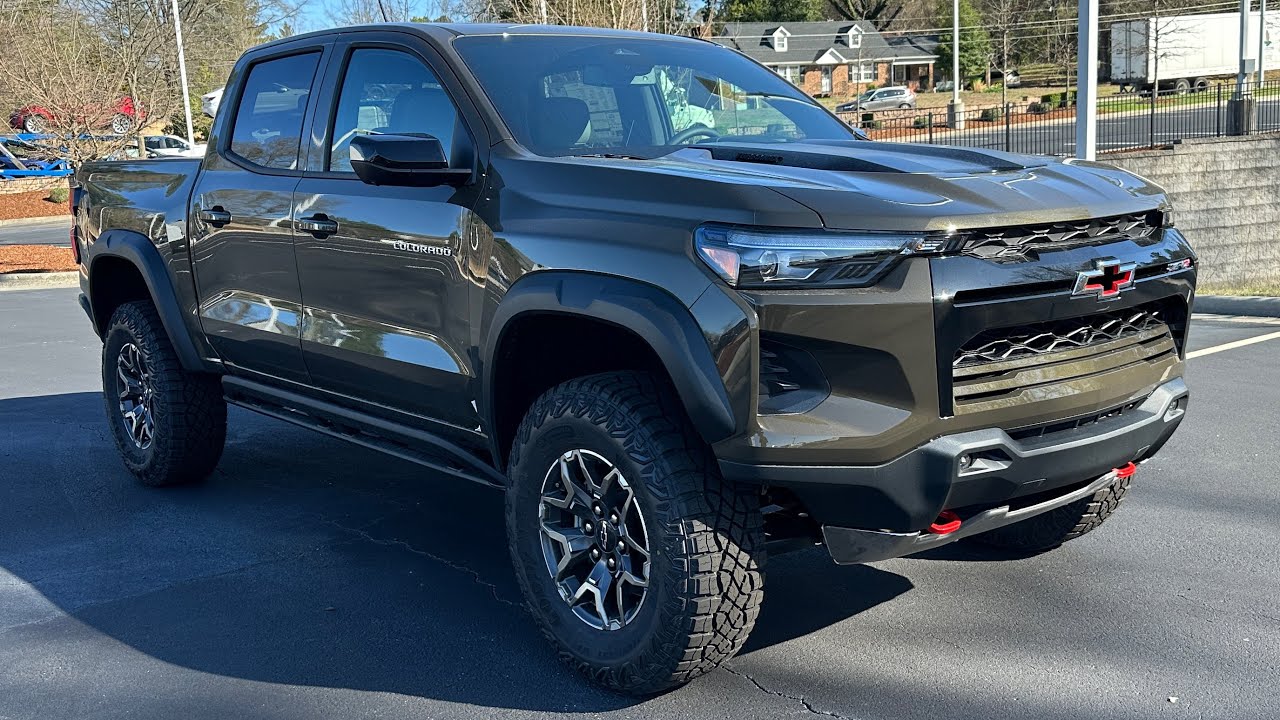 2025 Chevrolet Colorado ZR2 Overview 🚙