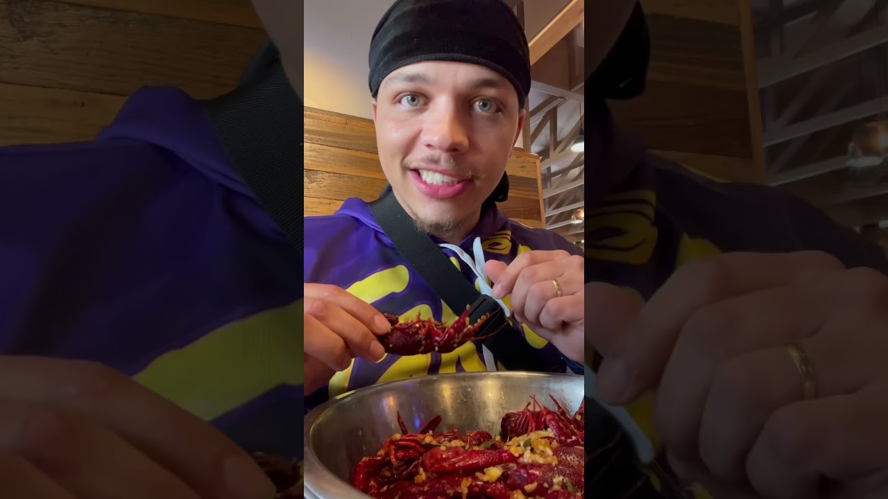 How to Eat Crawfish 🦞