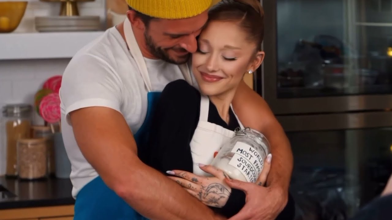 Jonathan Bailey's Amazing Chemistry Everywhere ✨