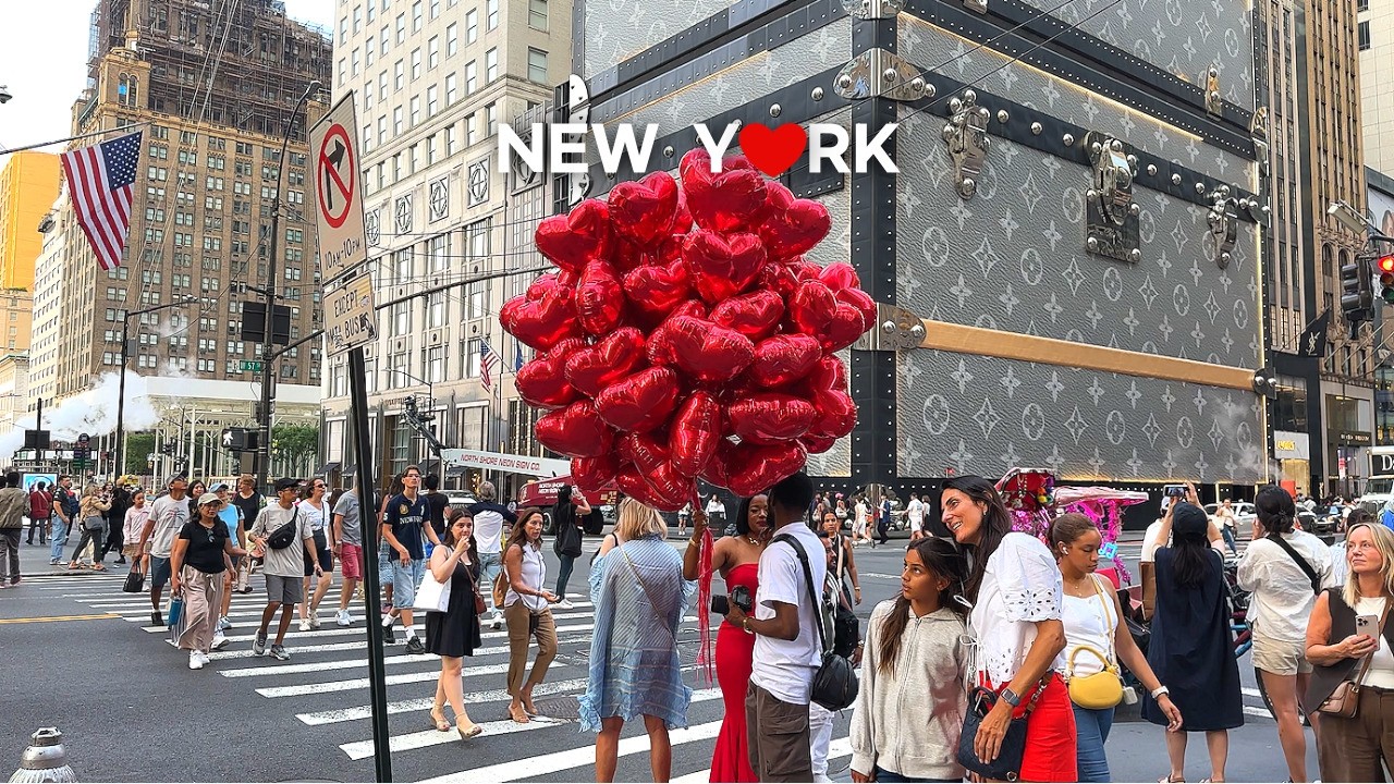 [4K] New York City : Vibrant Summer Night Scenes in Midtown Manhattan🌆  2025