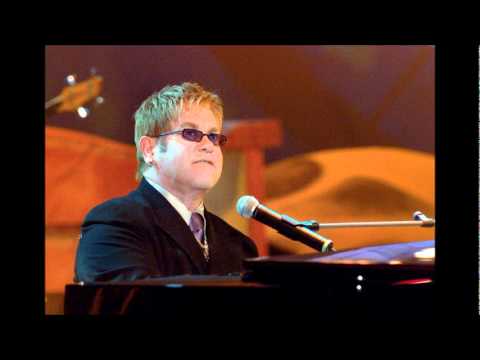 Elton John Live in NYC 2004 - Tell Me When The Whistle Blows 🎤