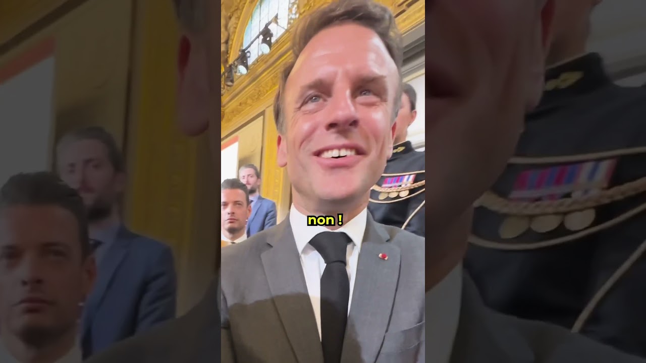 Macron dit Quoicoubeh! 😂
