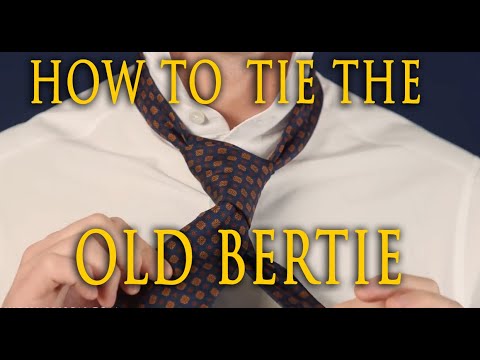 How To Tie A Tie - The Old Bertie [Quick Tip] #Shorts