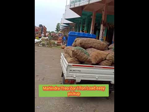 Mahindra Treo Zor 1Ton load moving. #mahindra
