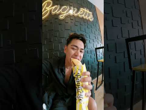 $4 baguette in Tunisia 🇹🇳 #streetfood #tunisianfood #tunisia  #tunisie