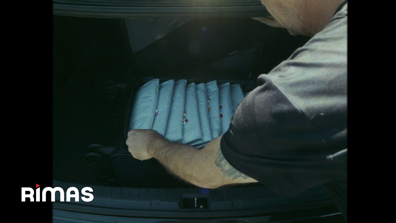 Mora - Ojos Colorau (Visualizer) | Microdosis 2022