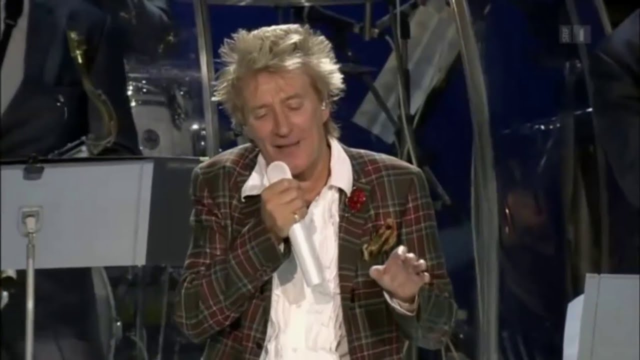 Rod Stewart - Let It Snow! (AVO Basel)