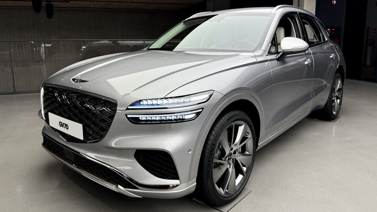 [4K] 2026 Genesis GV70 Standard "Savile Silver / Vanilla Beige two-tone" Walkaround Review