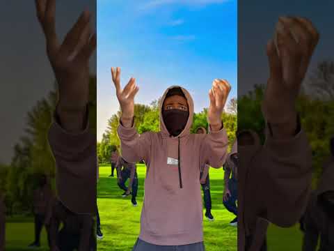 100 Hommes vs 1 Gorille