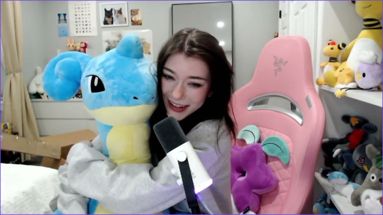 Celebi.cos Unboxes a Massive Lapras on Twitch! ๐ฆ
