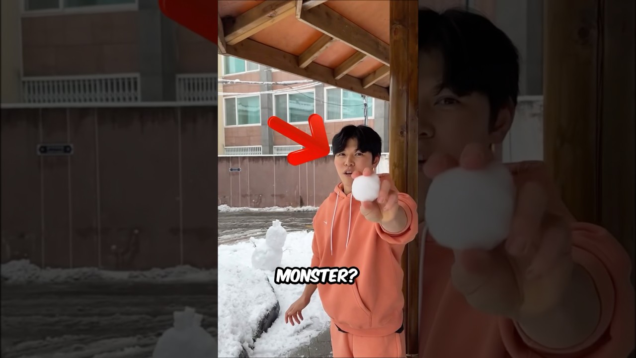 The Strongest Baseball Pitcher Breaks Bottle Cap! 💥