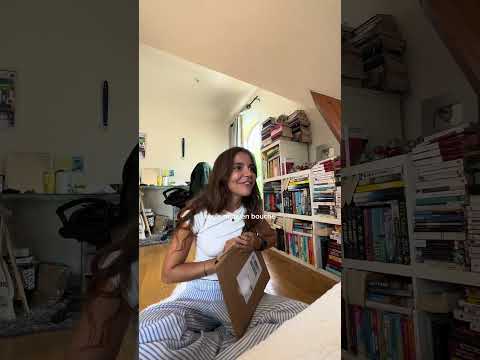 Voir SON livre pour la 1ere fois