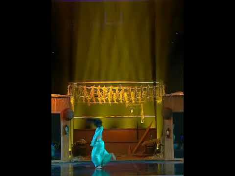 Vartika jha dance on Kaate nahi katte din aur rat song with Anil kapoor😍😍