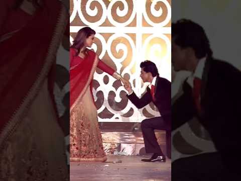 sharukh Khan & Kajol Devgan award show nice performance#shortsfeed #sharukhkhan #shortvideo #kajol