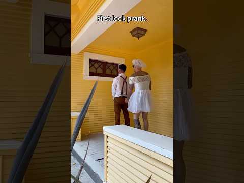 First look prank.#firstlook#groomsmenprank#firstlookprank #wedding #prank #funny#groomsreaction