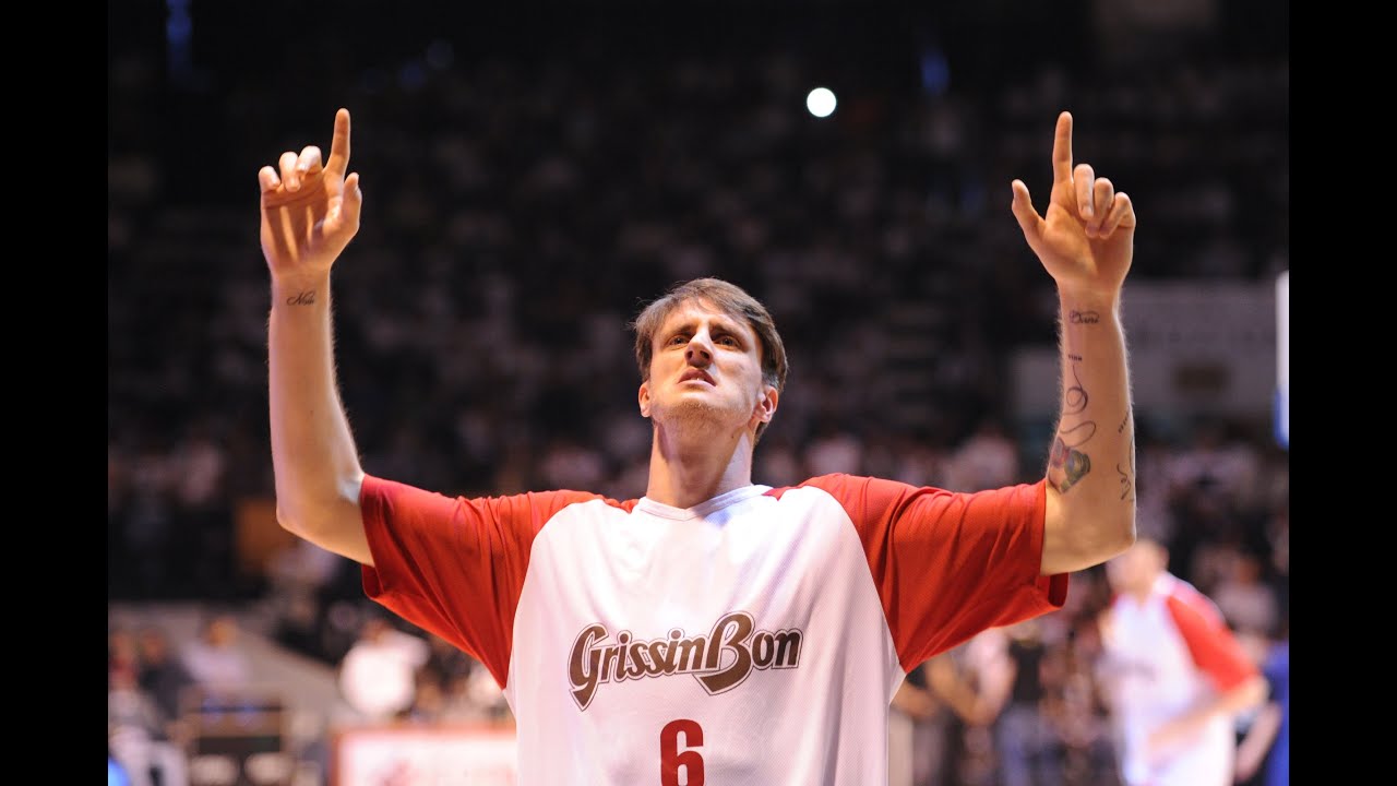 Achille Polonara Named MVP of Game 1 in 2015 Scudetto Finals