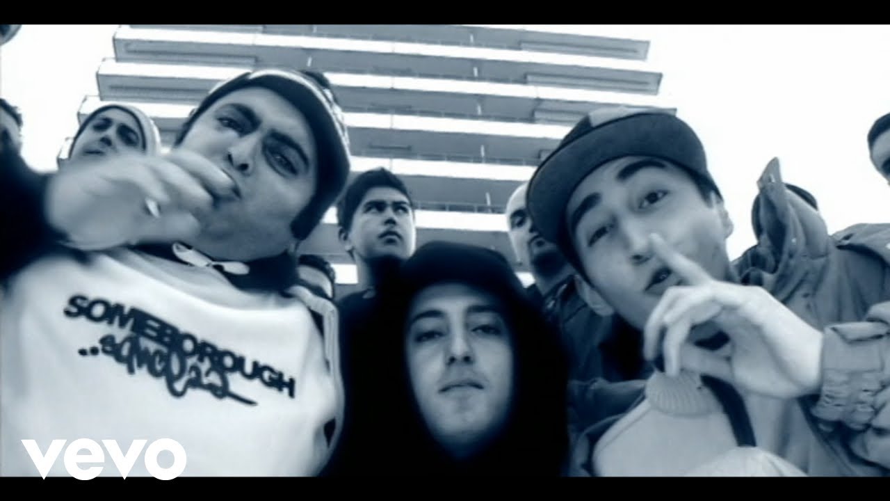 Eko Fresh - Dünya Dönüyor ft. Azra & Resul Barini 🎶