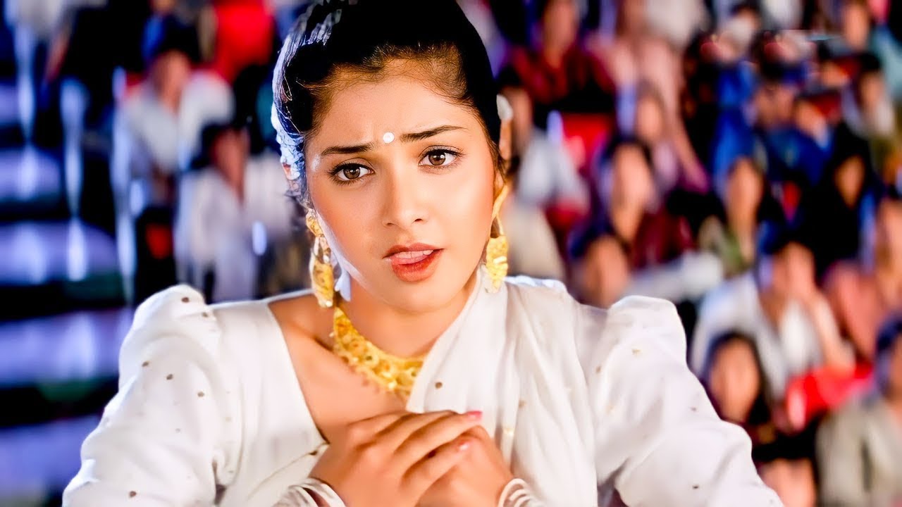Divya Bharti's Hit Song from Geet 🎶