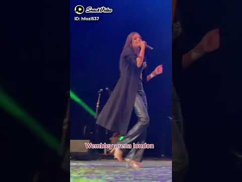 Wembley arena London. sing and dance by hira mani #hiramani #dance
