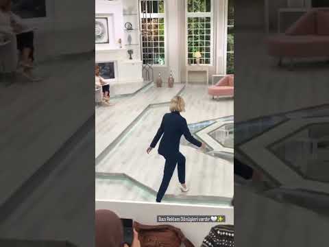 Seyircinin gözünden reklam dönüşü ❤️ #esraerol #youtube #keşfet #shorts #youtubeshorts #video #reels