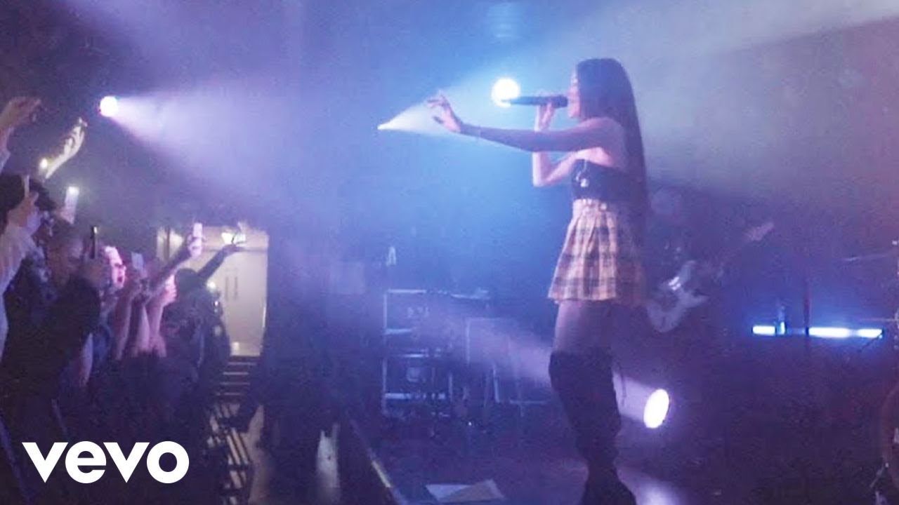 Madison Beer - Home With You (European Tour) 🎶