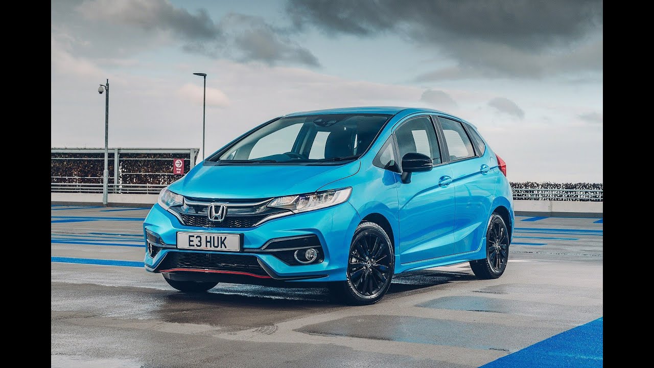 HONDA JAZZ 2018 FULL REVIEW - CAR & DRIVING