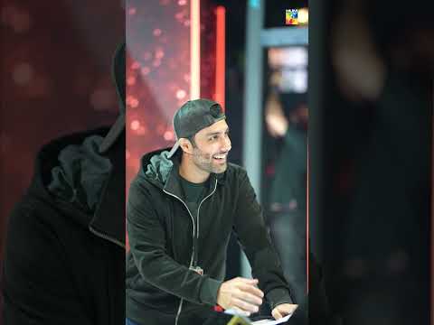 Yumna Zaidi and Ahmed Ali Akbar are all set to take on the stage tonight at Kashmir 9th HUM Awards